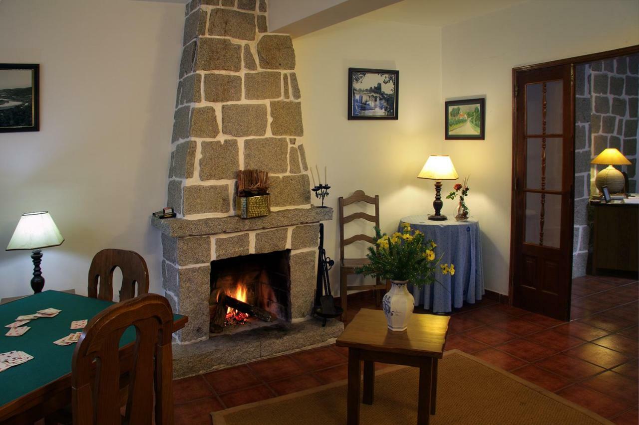 Hostal Casa Da Eira Lousã Exterior foto
